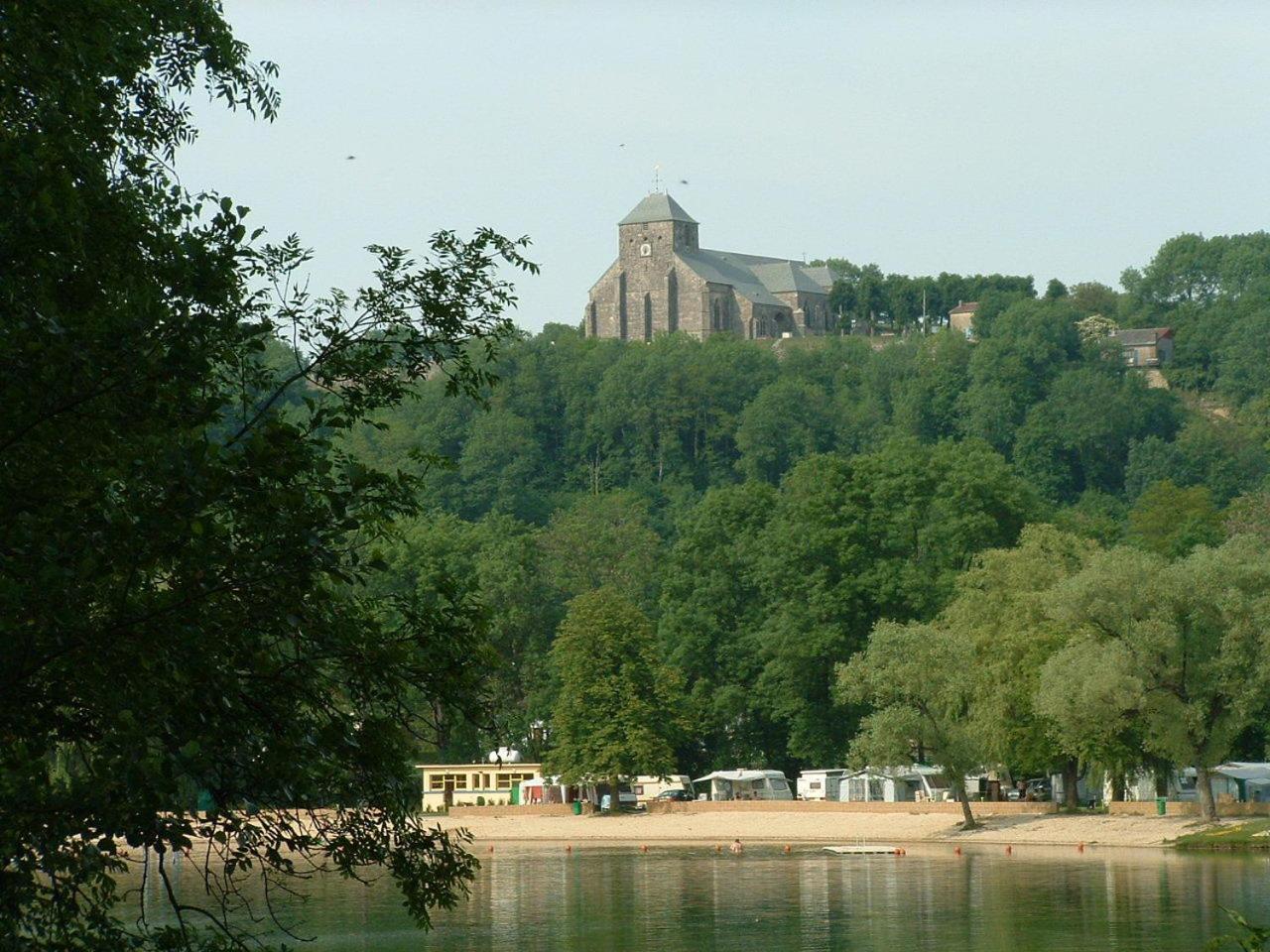 Chambres D'Hotes Notre Paradis Dun-sur-Meuse Екстер'єр фото